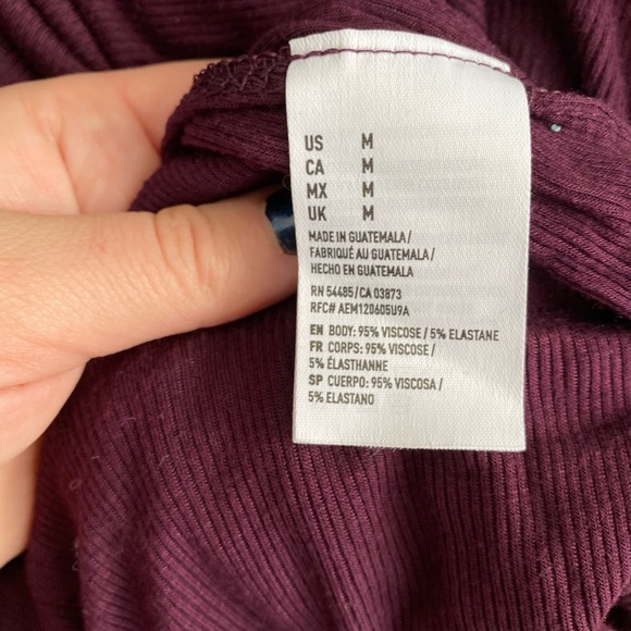 American Eagle Purple Ribbed Tee - Picture 3 of 4